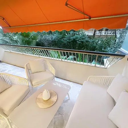 Stylish One-bedroom Near Croisette Κάννες